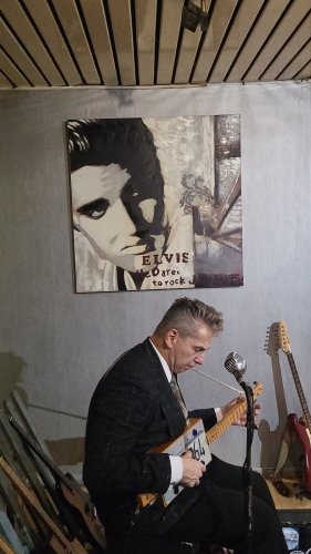 bob mould,black sabbath,acetone,belphegorz,john-mary go round,hypocrisy,blues for neighbors,gene vincent + deke dickerson,boo radleys