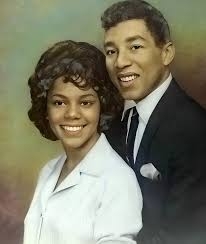 bob dylan,black lips,night beats,smokey robinson,odyum,kassi valazza